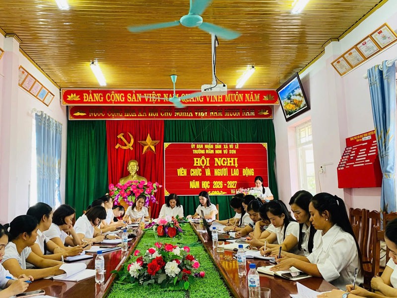TRƯỜNG MẦM NON VŨ SƠN TỔ CHỨC HỘI NGHỊ VIÊN CHỨC, NGƯỜI LAO ĐỘNG NĂM HỌC 2026 – 2027